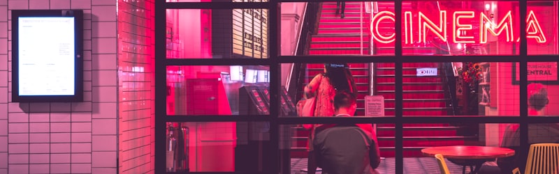 壹号娱乐LIVE频道直播大厅，展示多路高清体育赛事直播画面